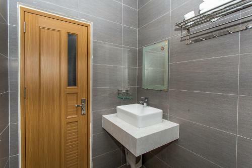 Hotel Oyo 1069 Mt House Homestay