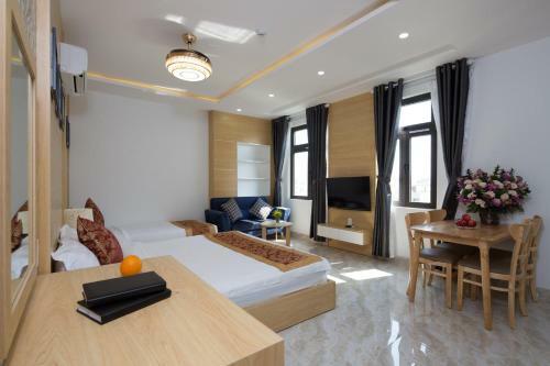Hotel Shangrila My Khe Beach Apartment