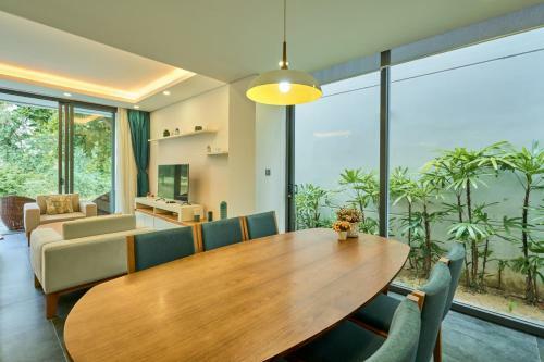 Stunning 3-bedroom Golf View Villa