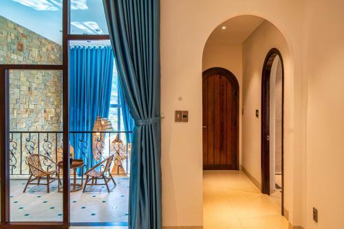 New & Stylish 5bdr Villa With Pool, Karaoke Room, Bbq