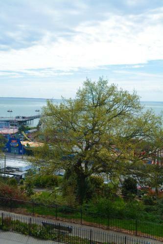 Hostal Pier View