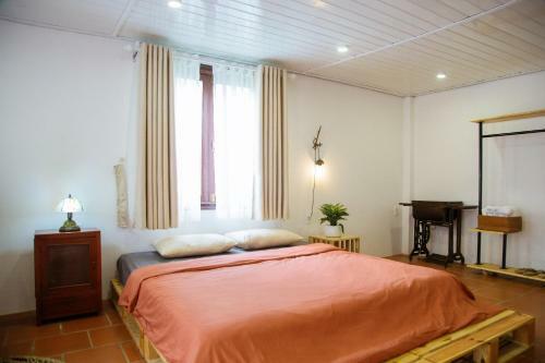 Bed & Breakfast Dalat 1893 Homestay