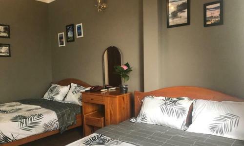 Anh H�o Hotel