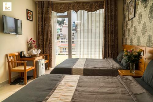 New Sun Hotel ?� L?t