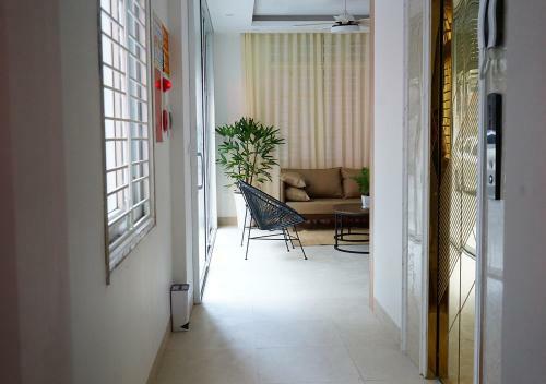 Lyn House - Service Apartment Hoang Quoc Viet