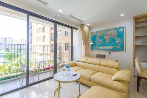 Bom Homes- Vinhomes D'capital- Service Apartment