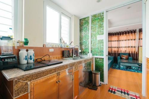 Aura Home 5