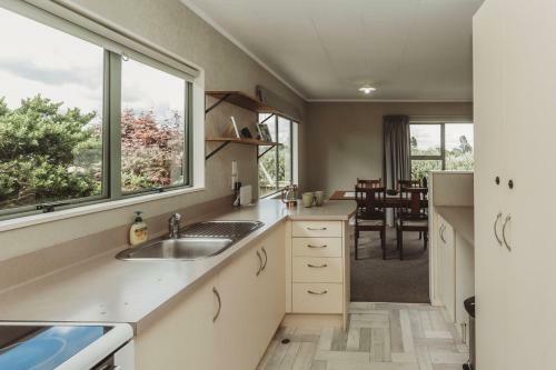 Anchors Away - Urenui