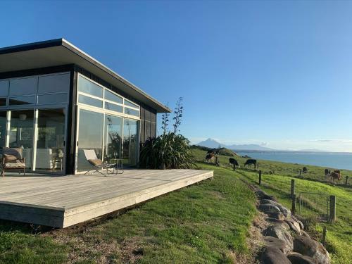 180� Seaviews, Superior Coastal Cottage