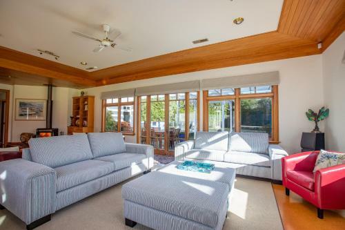 Lodge Kefalonia Luxury Retreat