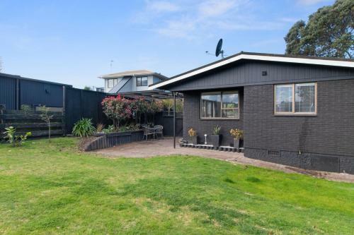 Fun Time On Dillon - Waihi Beach Holiday Home