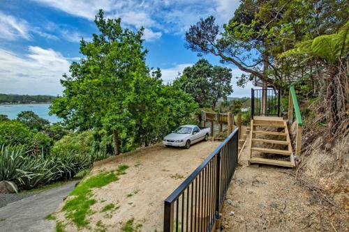 Bach And Relax - Oakura Holiday Home