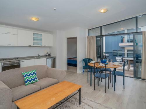 Beachy Keen - Whangamata Holiday Apartment