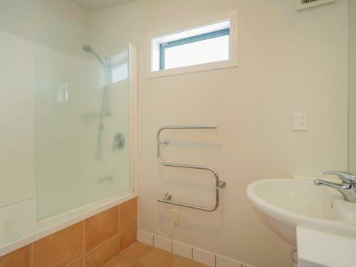 Beachy Keen - Whangamata Holiday Apartment