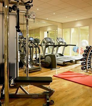Renaissance London Heathrow Hotel