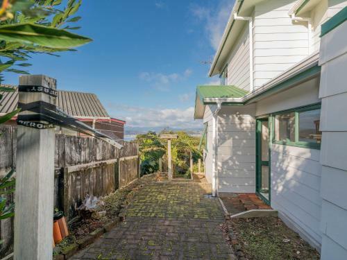 Sensational On Centennial - Whitianga Holiday Home
