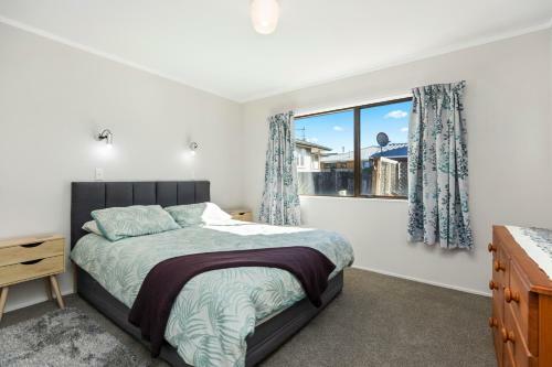 Valley Vacay - Mt Maunganui Holiday Home