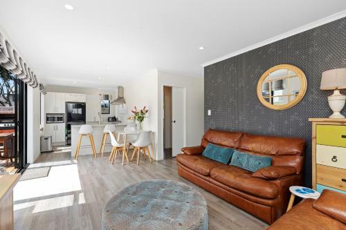 The Beach Base - Mount Maunganui Holiday Home