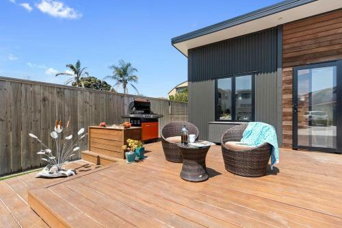 The Beach Base - Mount Maunganui Holiday Home