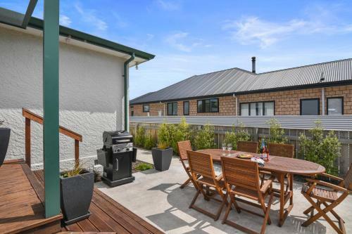 Bliss On Barratt - Blenheim Holiday Home