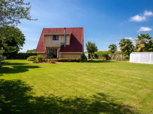Evergreen Cottage - Motueka Holiday Home