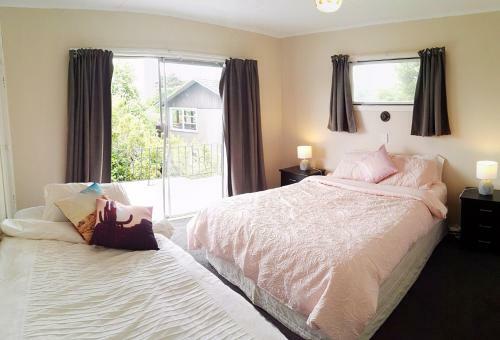 Hillside Heaven Quiet And Comfortable