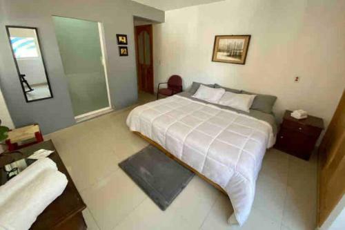 Casa Primera En La Huerta de Don Felipe