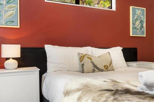 The Alpine - Close To Central Queenstown ** New **