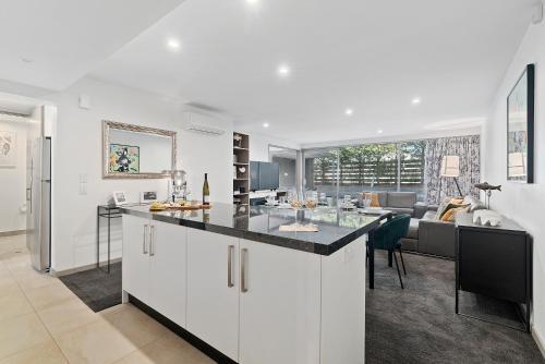 Apartamento Central Location - Contemporary 2 Bedroom Aptm