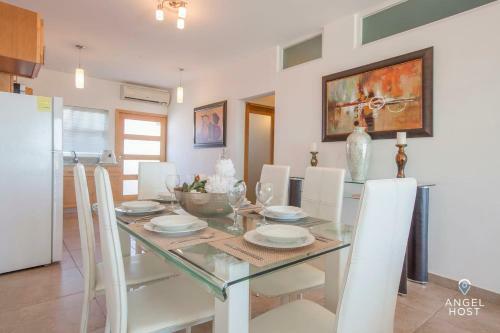 3rd Flr Condo With Spectacular Ocean View & Pool Onsite
