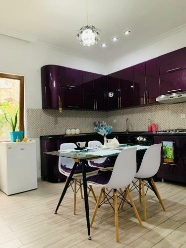 Tekatuka?s Sweet Apartment ?life ?happiness