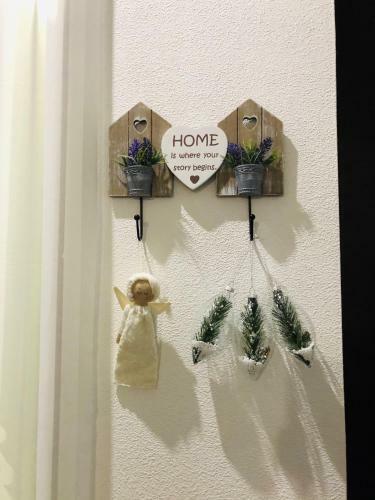 Tekatuka?s Sweet Apartment ?life ?happiness