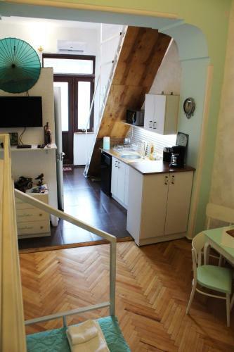 Apartamento Old Town Studio With Picture Perfect Terrace !