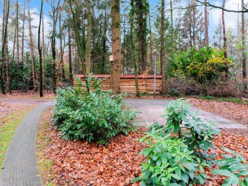 Pleasant Holiday Home In Epe With Hot Tub