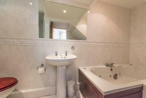 Lanteglos Country House Hotel