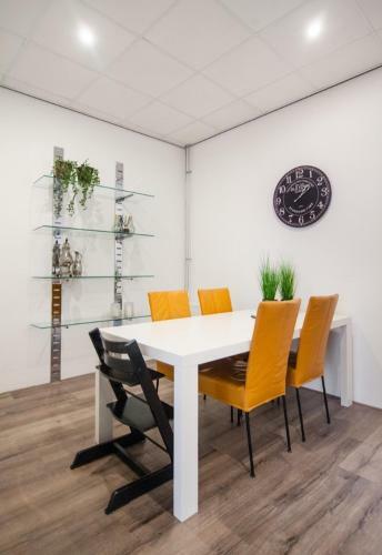 Luxurious Two Bedroom Apartment A Kwartier Center