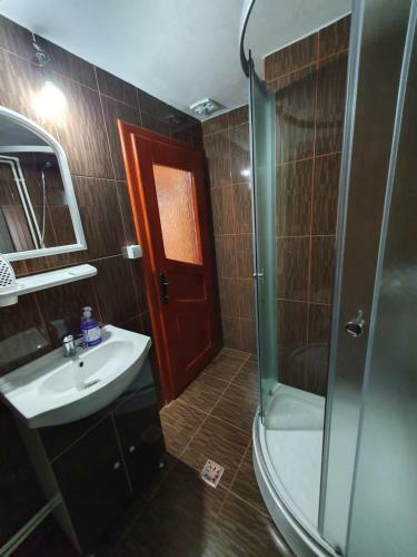 Hostal Pensiunea Poarta Lui Ionele