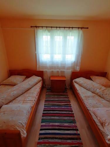 Hostal Pensiunea Poarta Lui Ionele