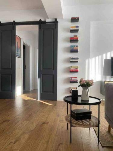 Modern 2-bedroom Apartment In New Residence