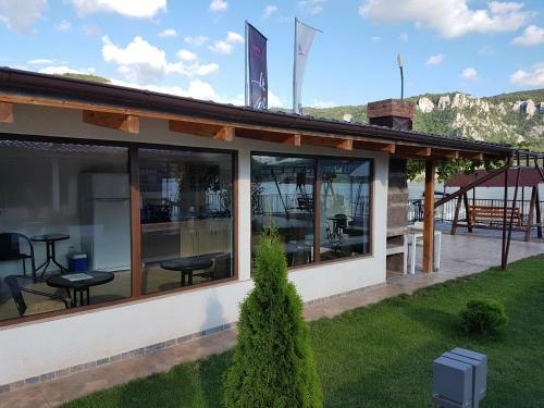 Hostal Vila Hercules
