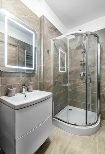 Sns Apartament In Alezzi Resort Mamaia