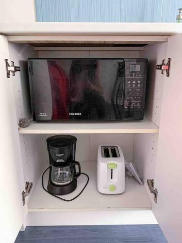 Cosy Apartment Near Forest With Private Parking