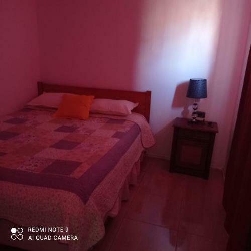 Casa Grande Con Gran Piscina Y Zona De Baile