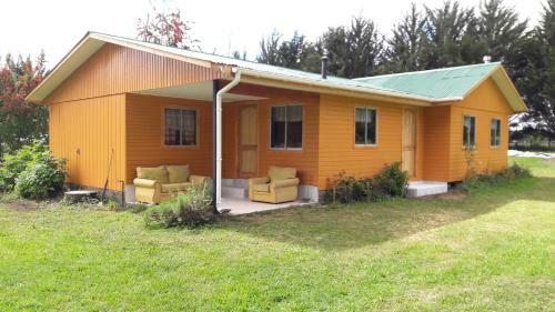 Vilc�n, Caba�a 100 Mt2, A 38 K Del Volc�n Llaima