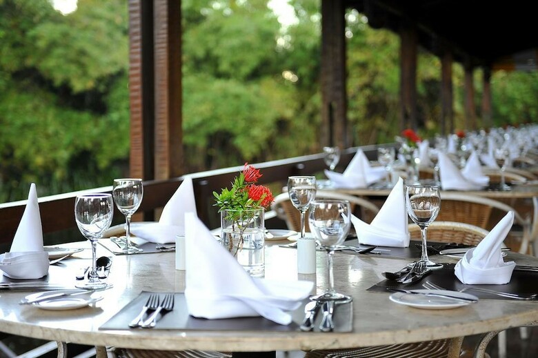 Hotel Deville Salvador