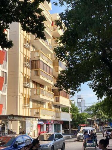 Hermoso Apartamento A UNA Cuadra de La Playa!