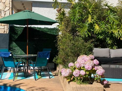 Espaciosa Casa Con Piscina Jard�n Del Mar