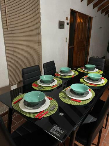 Espaciosa Casa Con Piscina Jard�n Del Mar