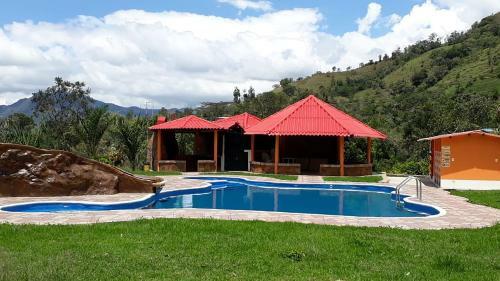 Grandiosa Villa Ubicada En Pacho Cundinamarca