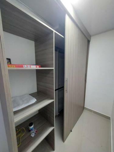 Apartamento Laureles 2do Parque-wifi 150mb-zona Rosa